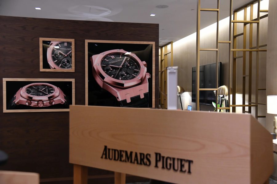 Branding and Advertising Agency - Audemars Piguet - Luxury Boutique Interior